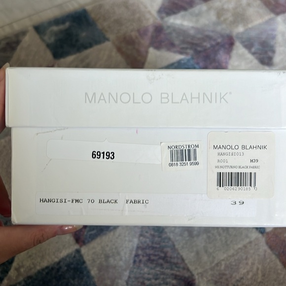 Manolo Blahnik Hangisi 70mm heel, size 39 - Picture 5 of 5